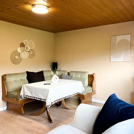 Golden Oldie Kocherblick ,retro Charme Trifft Bohostyle Apartment